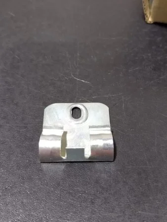 Клипсы к плинтусу MDF Bonkeel (50шт) в Стерлитамаке