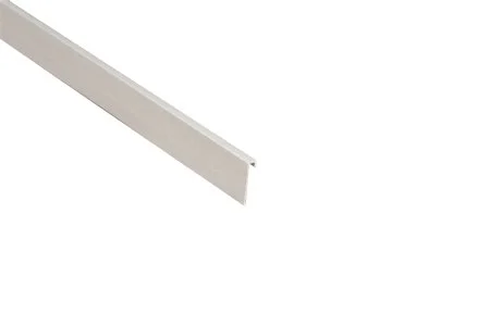 Коннелюрный плинтус Bonkeel Верхняя светло-серая часть (28х5х2200мм) в Стерлитамаке